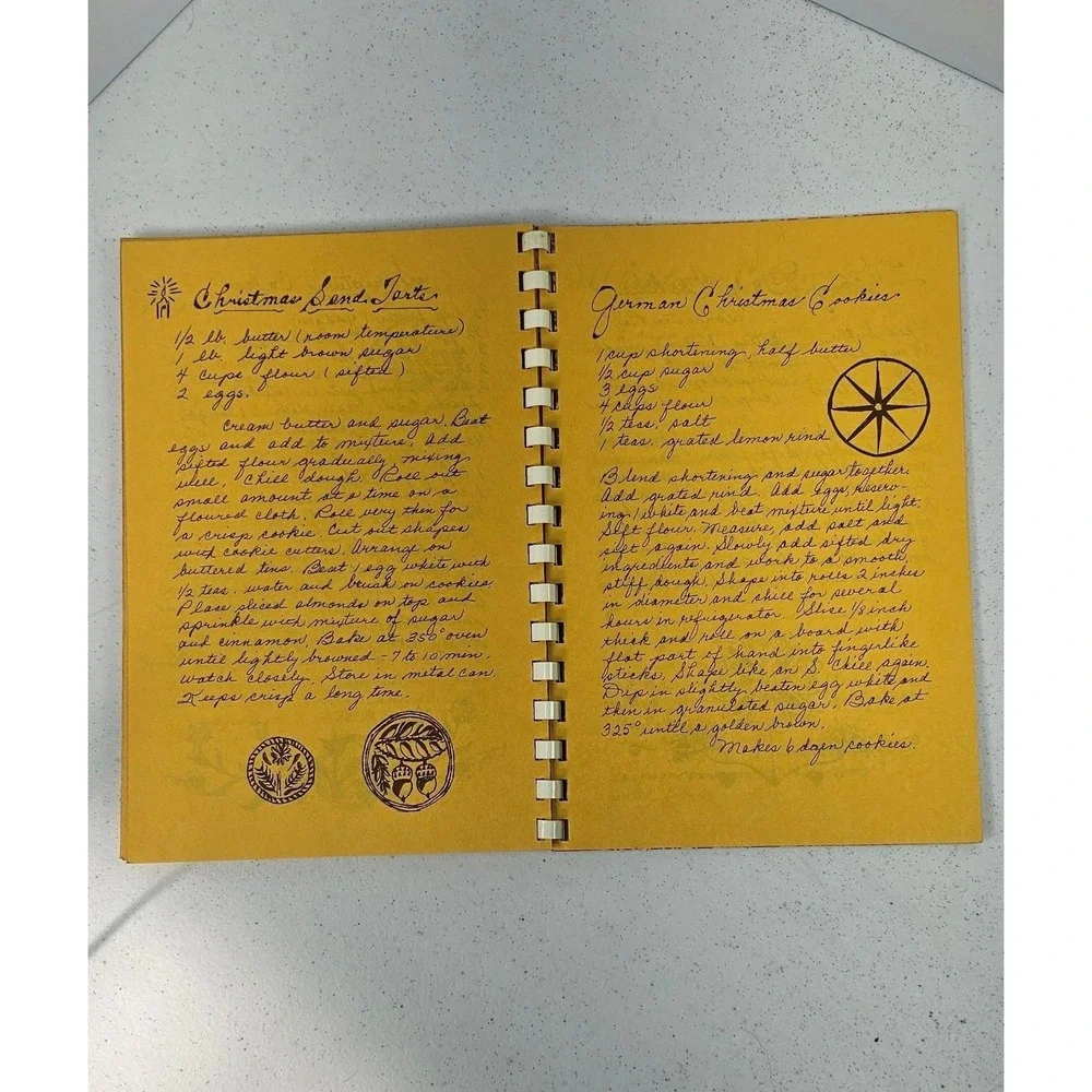Farm Kitchen Cookbook‎ Ruth Reedy Vintage 1977 Spiral Bound Ohio Recipes